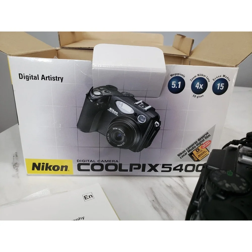 Nikon COOLPIX E5400 5.1MP Digital Camera